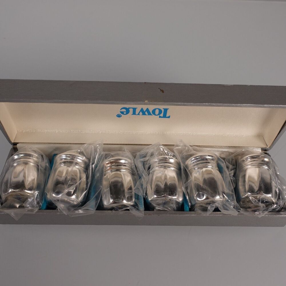 Set Of 6 Vintage Towle 1.5" Salt & Pepper Silverplated Individual Shakers in Box